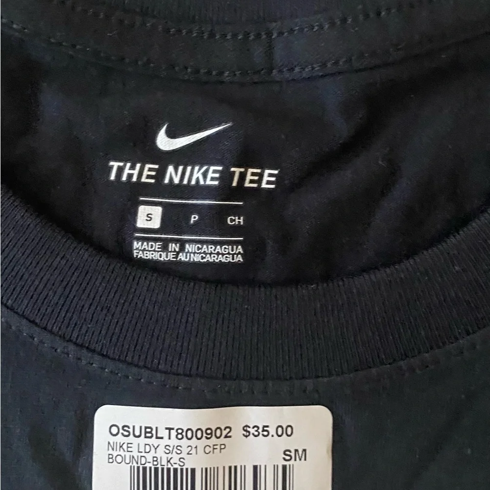 Nike small black